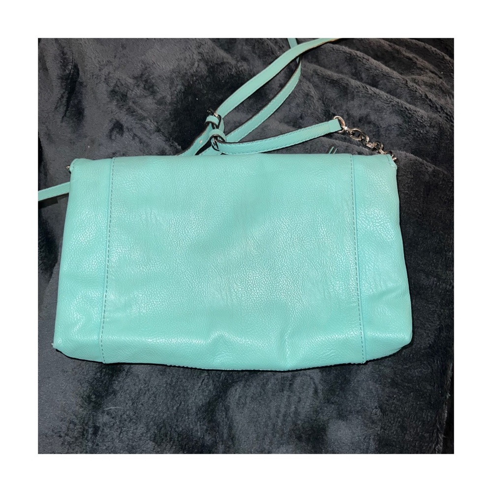 Simply Vera Wang Crossbody Bag - Picture 9 of 12